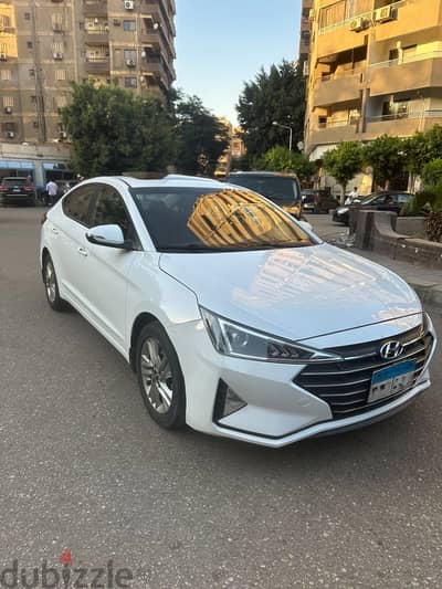 هيونداي إلينترا 2020