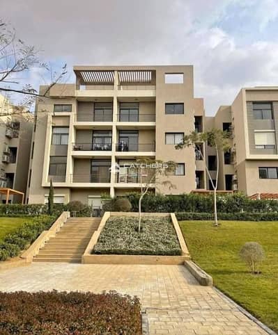 Receive your unit immediately, fully finished to a high standard, in a prime location in New Cairo - in the heart of the Golden Square - minutes from