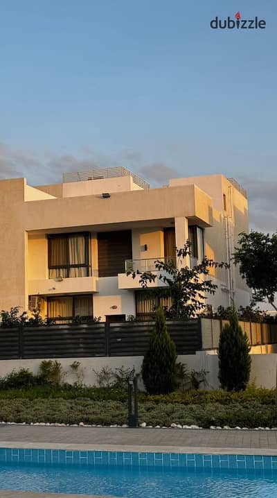 Last town house corner ready to move in Lake West 1 near Beverly Hills