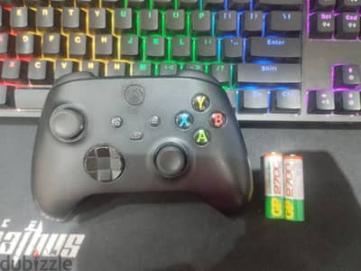 كنترولر xbox series x مع بطاريات قابله للشحن