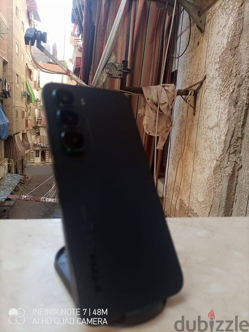 Infinix HOT 60 Pro 4