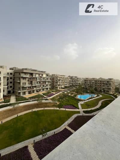 استوديو مفروش بالكامل مع تراس 70 متر فيولاندسكيب و حمام السباحه للإيجار سوديك فيليت   – V Residence