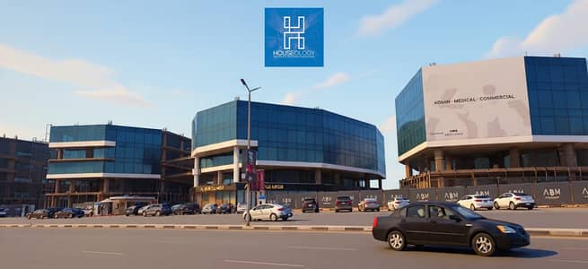 مكتب استلام سنة متشطب بالكامل للبيع في قلب شيراتون المطار دايركت علي طريق النصر - 6ixty Heliopolis
