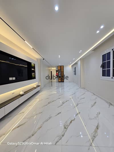 Apartment for sale in Al-Hadayeq Al-Ahram 180 m facing the area of steps to the fourth gate