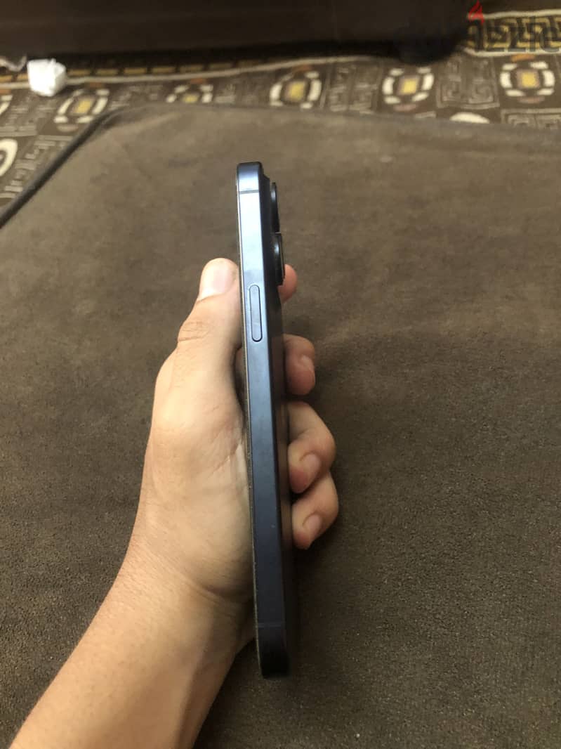 Apple - iPhone 15 Pro Max 1