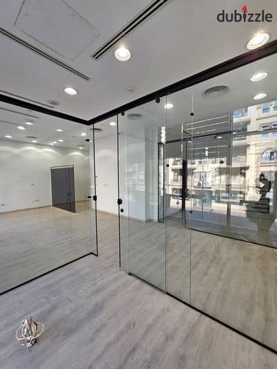 مكتب او عيادة للايجار في Leven Square Mall التجمع