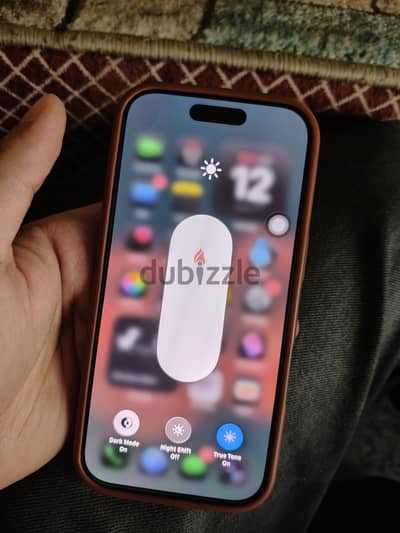 Iphone 16 pro 128g بدون خربوش معفي ضريبة شرعي