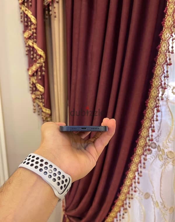 iPhone 13 128 4
