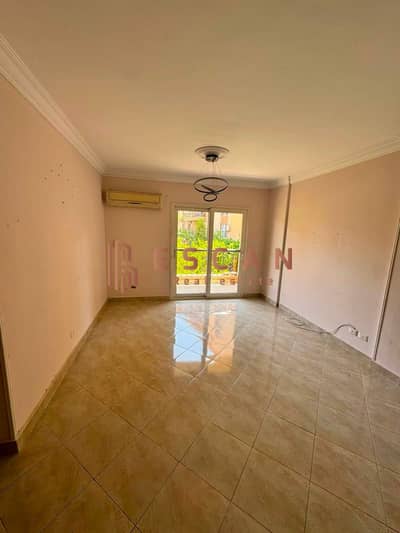 3-bedroom apartment for sale in Al Rehab 2 at a bargain price