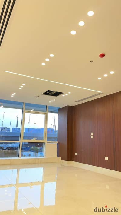 Office for rent 150 meters in Centrada Mall
