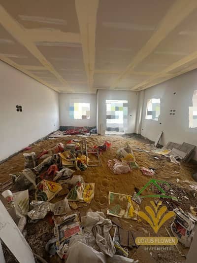 Apartment for rent, suitable for administrative headquarters, delivery at the highest level in New Lotus _ Fifth Settlement _ New Cairo on the main clubs street directly