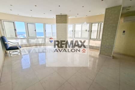 Apartment for sale 270 m Zizinia (direct sea)