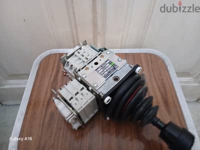 للبيع joystick  vg4 md03z2o3z ctt231-12