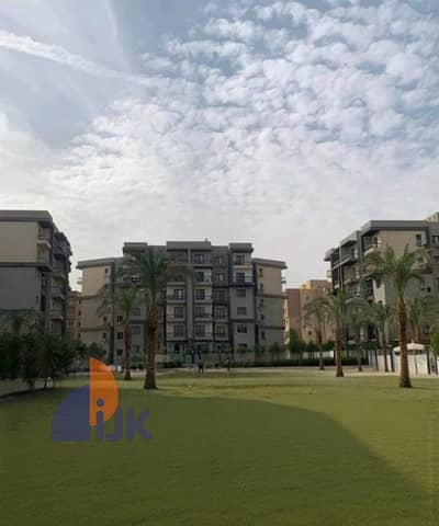 شقة مميزة للبيع استلام فورى بسعر مميز جدا فى قلب الحى السادس مدينة العبور Sixth District, Obour City