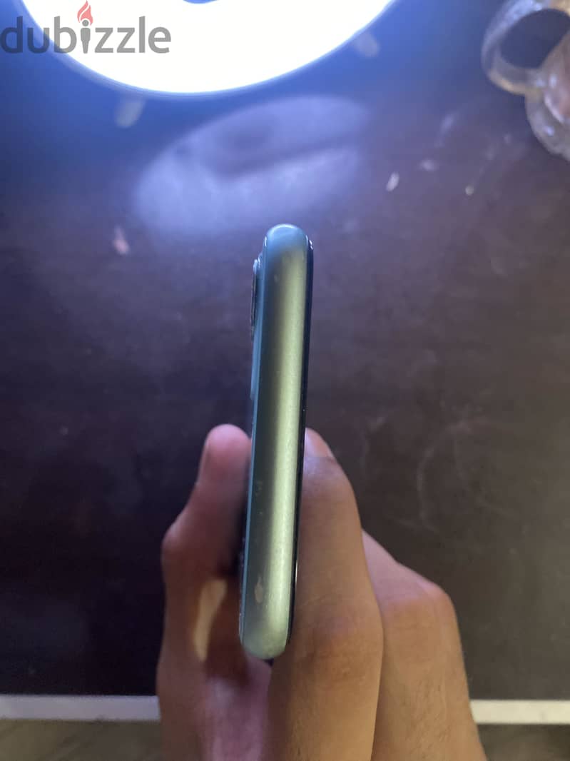 Apple - iPhone 11 2