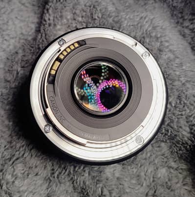 canon 50mm F1.8 STM عدسه ممتازه لل بورتريهات