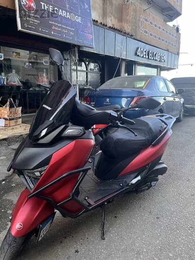 Keeway Maximus 200i
