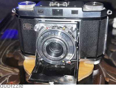 كاميرا Zeiss Ikon Contina من أوائل الخمسينيات
