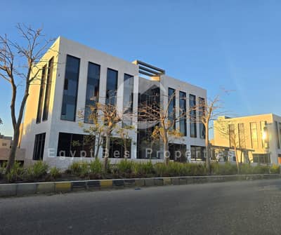 ريسيل بسعرمميز استلام 6 شهور مكتب 208م للبيع قسط في واترواي Waterway Villas