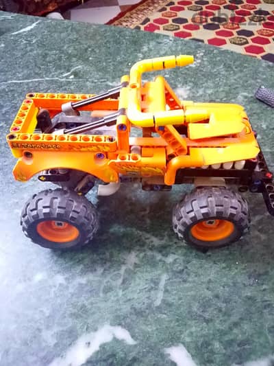 Lego technic monster jam el toro loco 42135