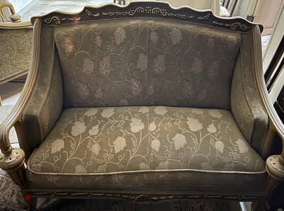صالون/انتريه كلاسيك زان روماني-Classic Romanian beech wood living room