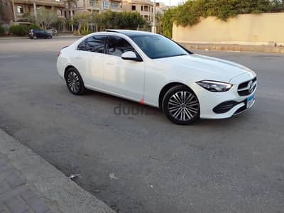 تأجير مرسيدس C180 2026 للزفاف والمناسبات الخاصة