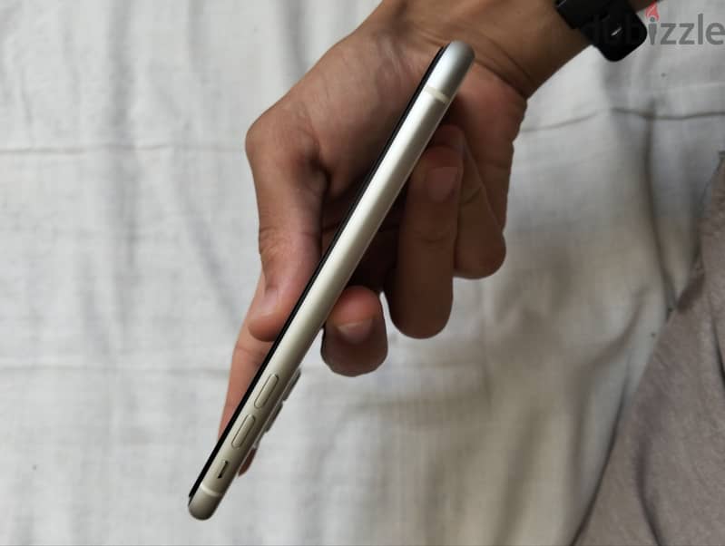 Apple - iPhone 11 1