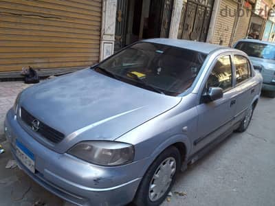 أوبل أسترا 2000