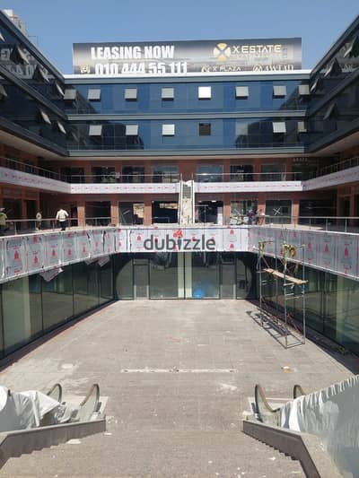 مكتب للبيع اداري في مول اكس بلازا . X plaza في التجمع أمام الياسمين 4 مباشر  بعقد ايجار الزامي يوجد تسهيل دفع علي سنه باعلي عائد مادي للاستثمار  فرصة استثمارية مميزة – X PLAZA | New Cairo  تشغيل الشهر اللي جاي  موقع حيوي في قلب التجمع  الاستلام: فوري