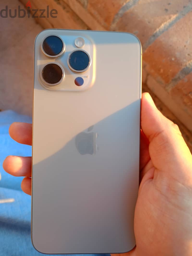 Apple - iPhone 15 Pro Max 1