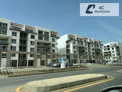 اقل سعر شقة متشطبه بالكامل استلام فوري  للبيع في هايد بارك التجمع الخامس القاهره الجديده  Hyde Park New Cairo