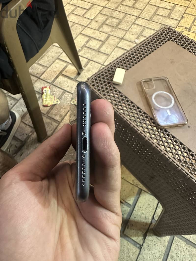 Apple - iPhone 11 2