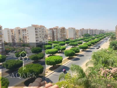 شقة للايجار فى مدينتى 107متر بجوار النادى