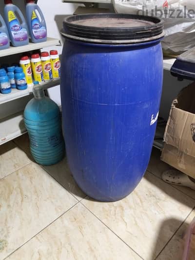 براميل بلاستيك سعة  170  لتر