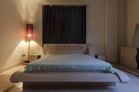 غرفه نوم جميله للبيع