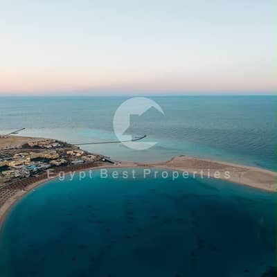 شاليه فاخر 3 غرف في قلب شبه جزيرة سوما باي | إطلالة بحرية وجولف | أقل سعر | تقسيط حتى 8 سنوات | فرصة لا تتكرر