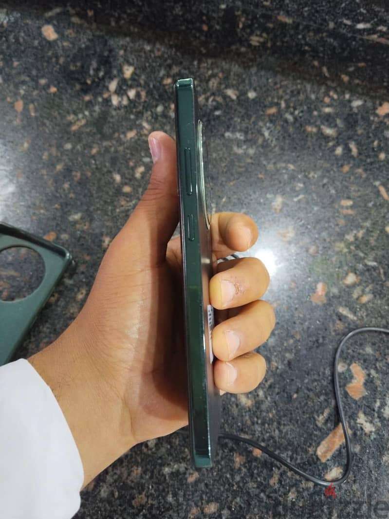 OPPO Reno12 F 2