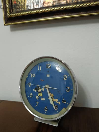 منبه قديم