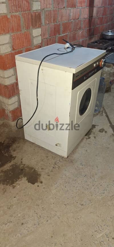 للبيع مجفف ملابس Hoover Dryer De Luxe – سعة 5 كجم_ MADE in USA