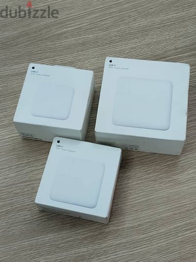 Macbook adaptors