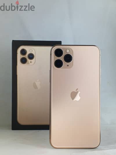 iPhone 11 pro بالكرتونه بحاله فوق الممتازه