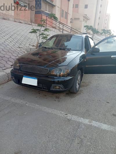 دايو لانوس 2000