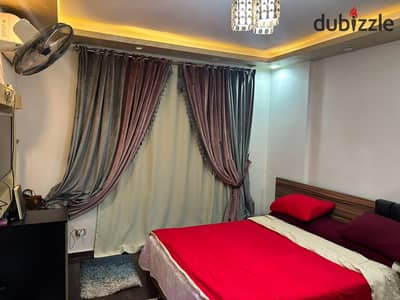 Furnished apartment for rent, two bedrooms, two bathrooms, in the Al-Maadi Garden compound directly on the Maadi Ring Road, 6th floor, security and guard service 24/7, the compound is close to all services and a quarter of an hour from the Fifth Settlement, and minutes to the Fifty Mall, Zahraa Al-Maadi. Required 25 thousand monthly for a year, 01503622666