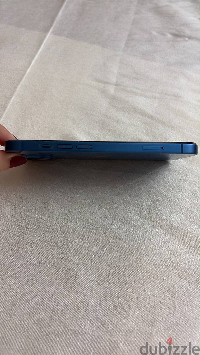 Apple - iPhone 13 2