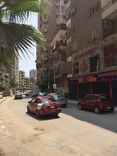 فرصه شقه للبيع في المشير احمد اسماعيل (الامن الغذائي)