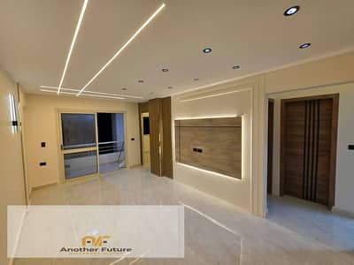 شقة  مميزة للبيع برايم لوكيشن فى كمبوند  تيراس TERRACE   فى قلب الشيغ زايد بجوار جامعة النيل