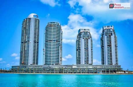 شقة 215م علي البحر ( أستلام فوري ) متشطبة VIP بالكامل للبيع في الحي اللاتيني في مدينة العلمين الساحل الشمالي Latin District, New Alamein