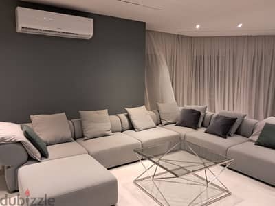 Furnished apartment for rent Hyde Park شقة مفروشة للإيجار هايد بارك