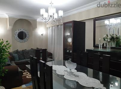 غرفة سفرة خشب زان حالة ممتازة