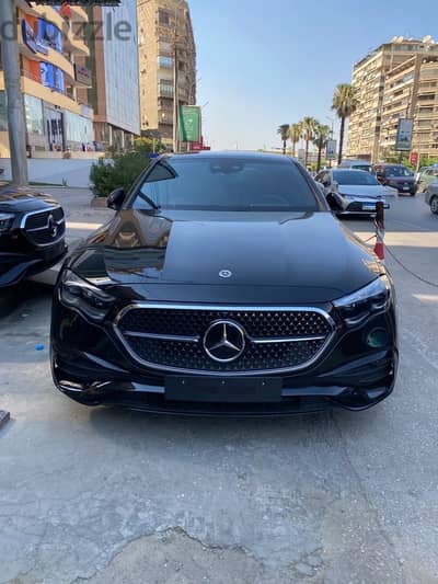 Mercedes-Benz E200 AMG premium plus 2026